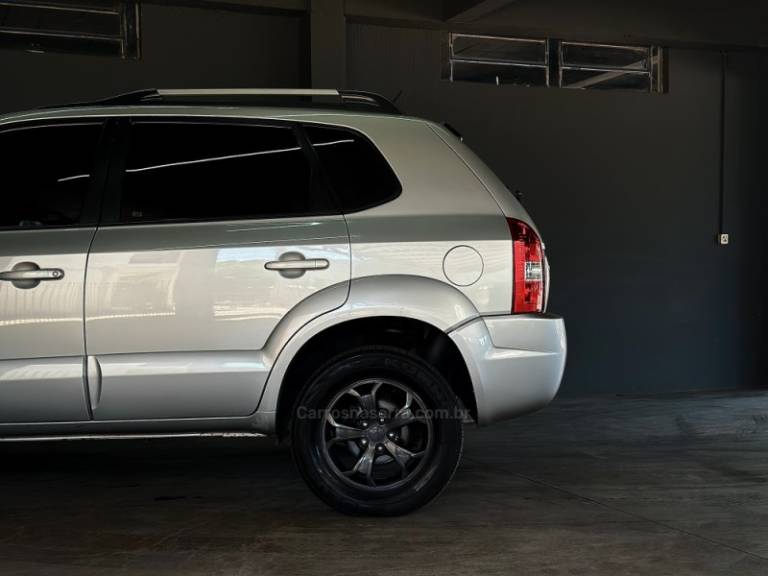 HYUNDAI - TUCSON - 2009/2009 - Branca - R$ 46.000,00