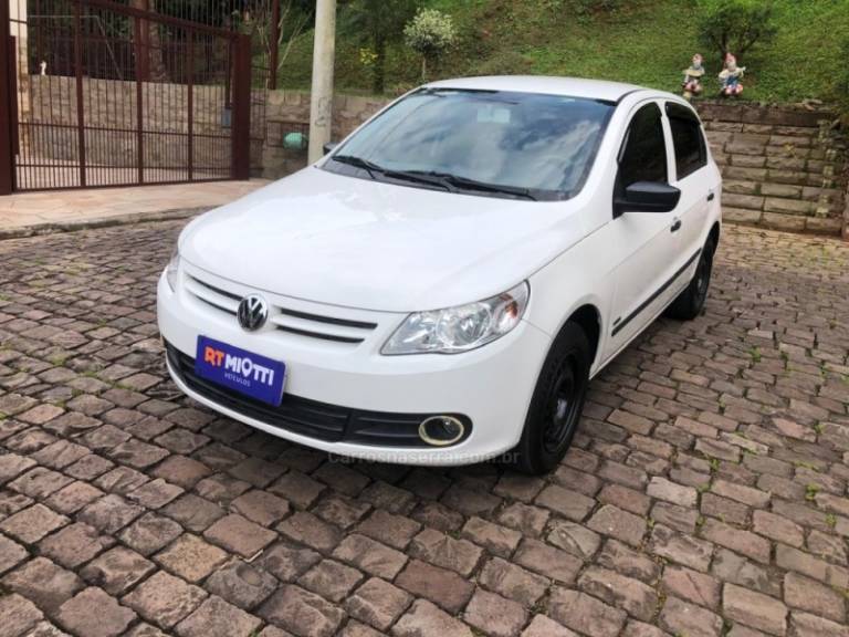 VOLKSWAGEN - GOL - 2008/2009 - Branca - R$ 24.000,00