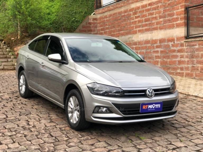 VOLKSWAGEN - VIRTUS - 2020/2020 - Prata - R$ 75.500,00