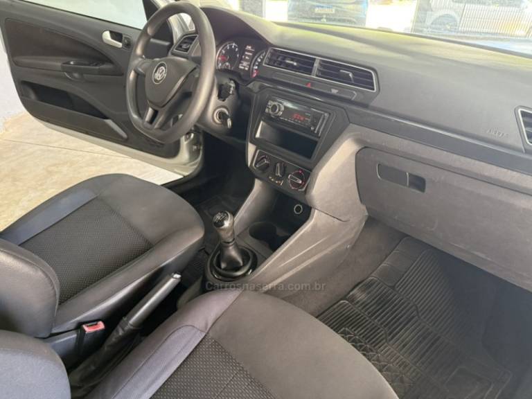 VOLKSWAGEN - SAVEIRO - 2016/2017 - Prata - R$ 57.500,00