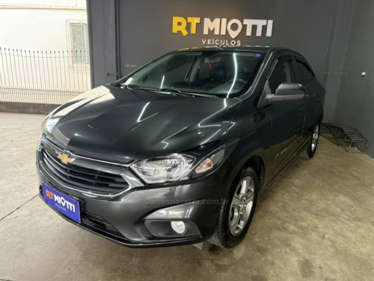 CHEVROLET - PRISMA - 2017/2018 - Cinza - R$ 66.000,00