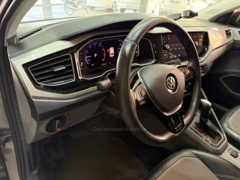 VOLKSWAGEN - POLO - 2021/2021 - Cinza - R$ 88.000,00
