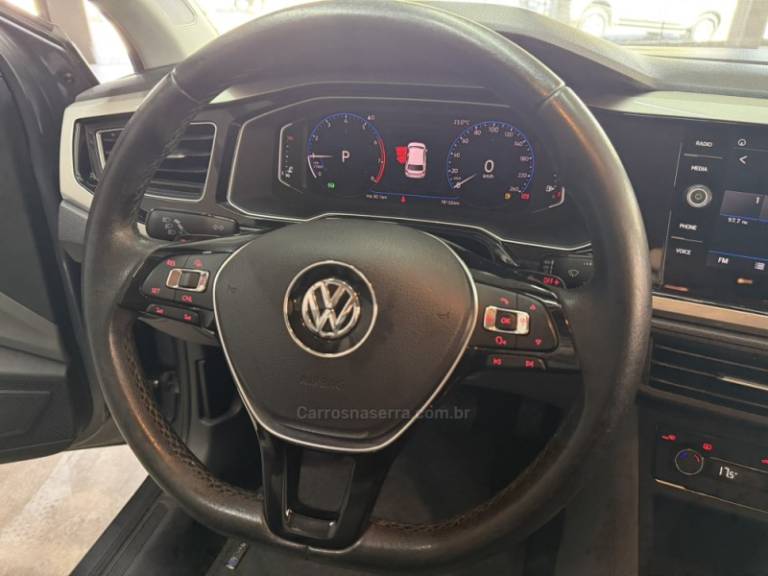 VOLKSWAGEN - POLO - 2021/2021 - Cinza - R$ 88.000,00