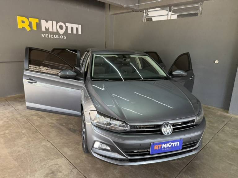 VOLKSWAGEN - POLO - 2021/2021 - Cinza - R$ 88.000,00