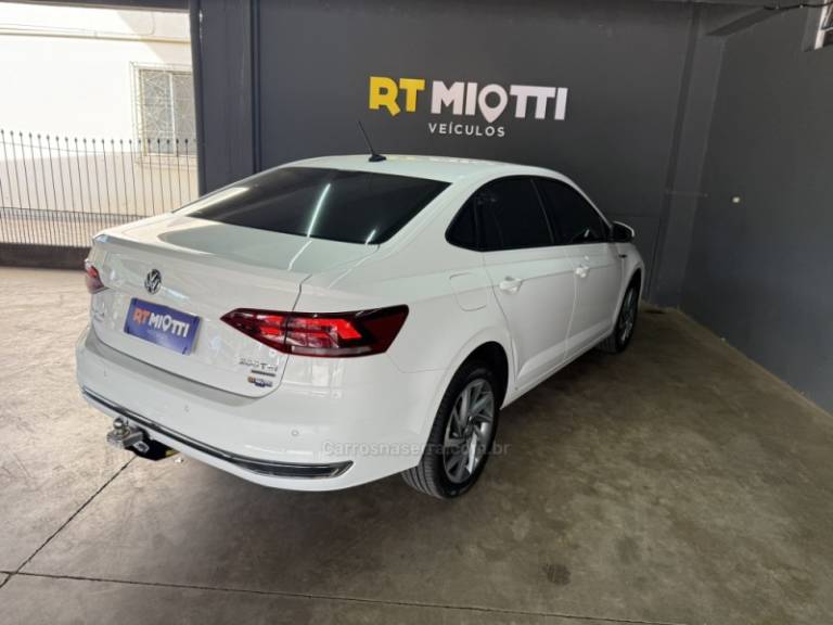 VOLKSWAGEN - VIRTUS - 2018/2018 - Branca - R$ 78.800,00