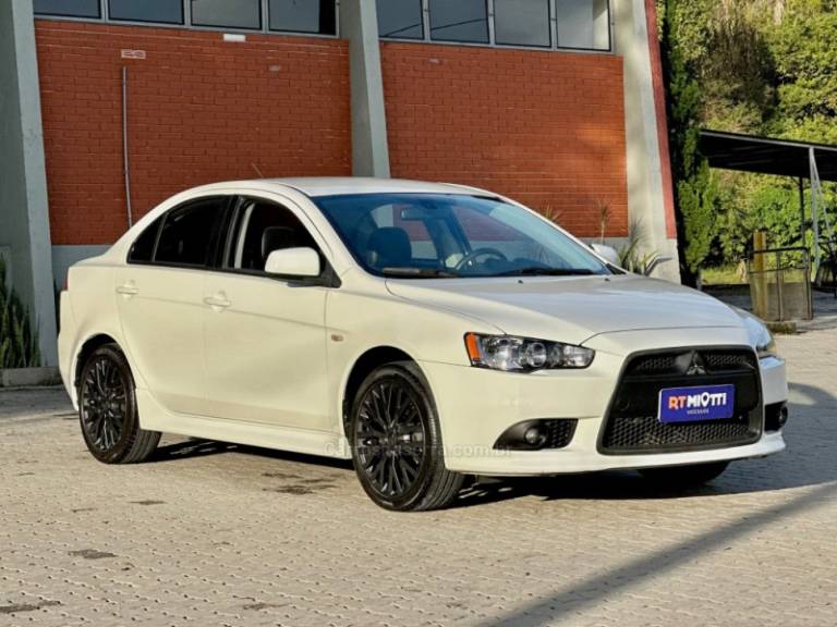 MITSUBISHI - LANCER - 2015/2015 - Branca - R$ 64.000,00