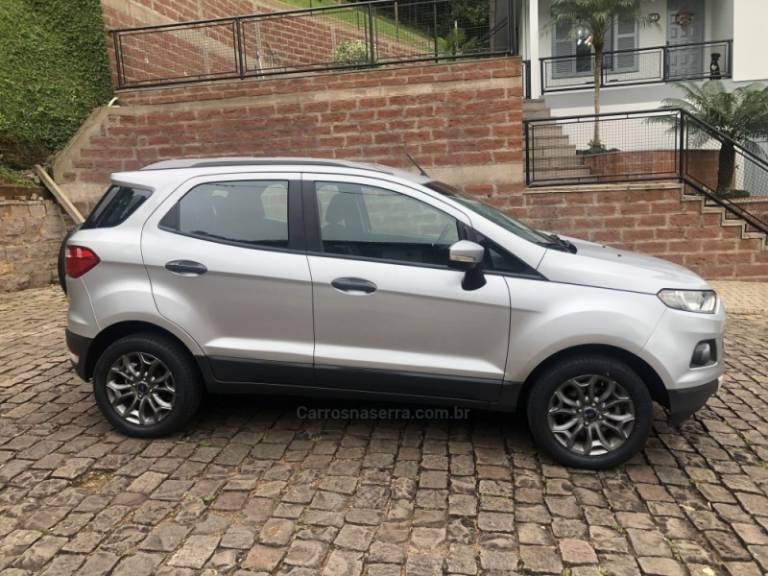 FORD - ECOSPORT - 2017/2017 - Prata - R$ 65.500,00