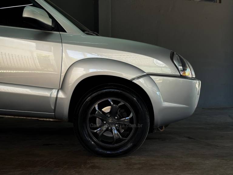 HYUNDAI - TUCSON - 2009/2009 - Branca - R$ 46.000,00
