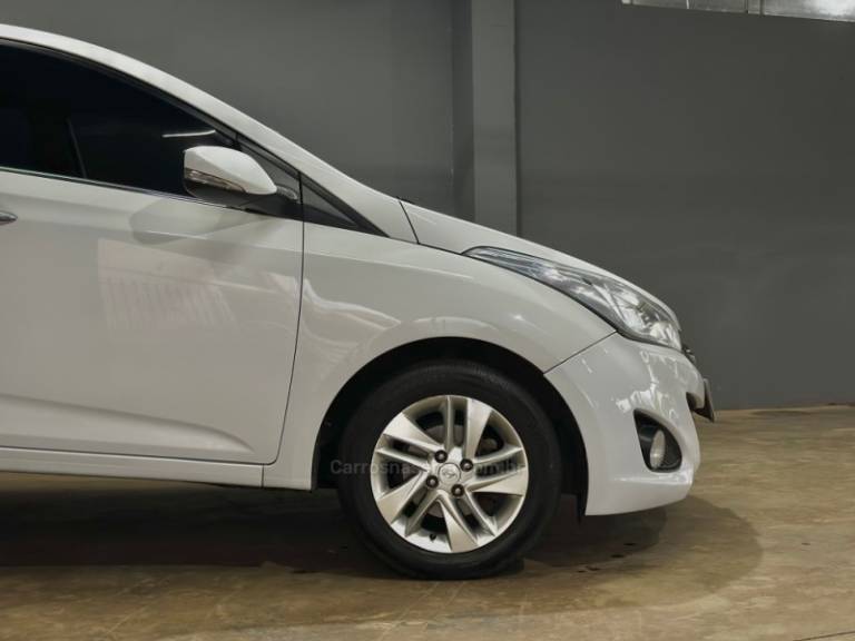 HYUNDAI - HB20 - 2014/2014 - Branca - R$ 56.000,00