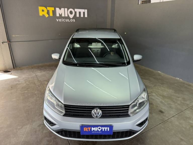 VOLKSWAGEN - SAVEIRO - 2016/2017 - Prata - R$ 57.500,00