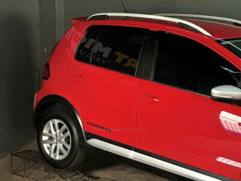 VOLKSWAGEN - CROSSFOX - 2015/2015 - Vermelha - R$ 54.000,00