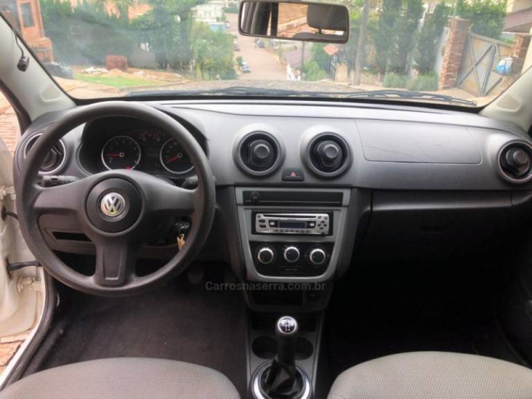 VOLKSWAGEN - GOL - 2008/2009 - Branca - R$ 24.000,00